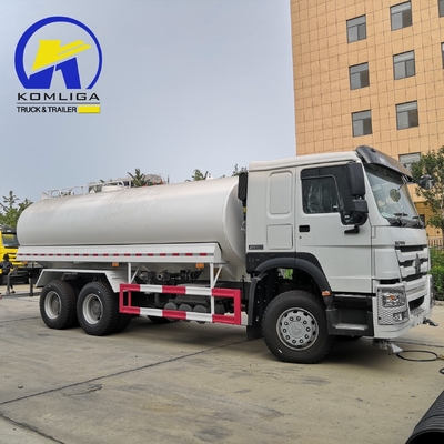 25cbm Sinotruk HOWO Wassersprinkler mit D12.42 Motor und Pto Getriebe