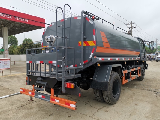 Sinotruk HOWO 4X2/6X4/8X4 Gebrauchtwasserfahrzeug mit 371 PS und &gt; 8 L Motorkapazität