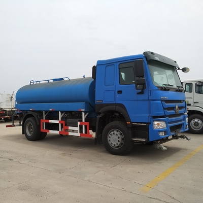 Sinotruk HOWO Wassertankschiff 4X2/6X4/8X4 mit 400L Tank und LHD/Rhd-Fahrtyp