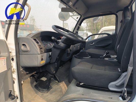 Sinotruk HOWO 4X2/6X4/8X4 Traktor mit Trinkwasserbehälter für Fahrzeuge zur Abwasserentsorgung