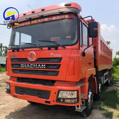 Gebrauchtes Schleppfahrzeug mit Ventrale-Tipper-Hydraulikheber in Simbabwe