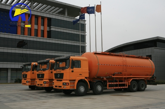 5600X2300X1500 20cbm Ein Schlafer mit Klimaanlage Shacman 8X4 12-Rad-Öltankwagen