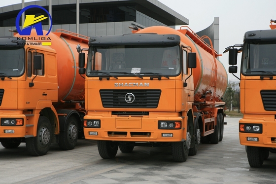 5600X2300X1500 20cbm Ein Schlafer mit Klimaanlage Shacman 8X4 12-Rad-Öltankwagen