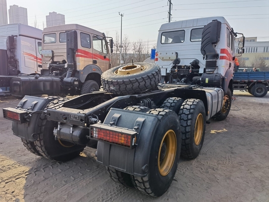 400L-Tanker aus Aluminiumlegierung 6X4 Beiben-Traktor-Lkw-Kopf mit Motorfläche&gt; 8L