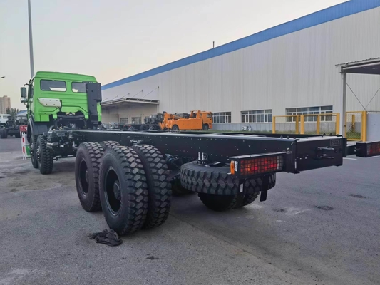 Kraftvolle 351-450 PS Beiben 6X4 6X6 North Benz Traktor-Lkw mit großer Motorkapazität
