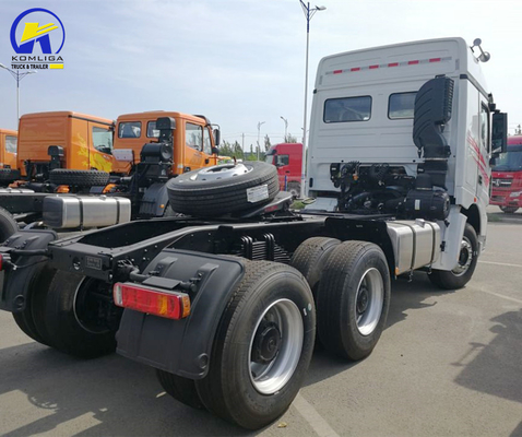 6X4 Antriebsrad Nord Benz Traktor Kopf Lkw mit 400L Aluminiumlegierung Brennstoff Tanker