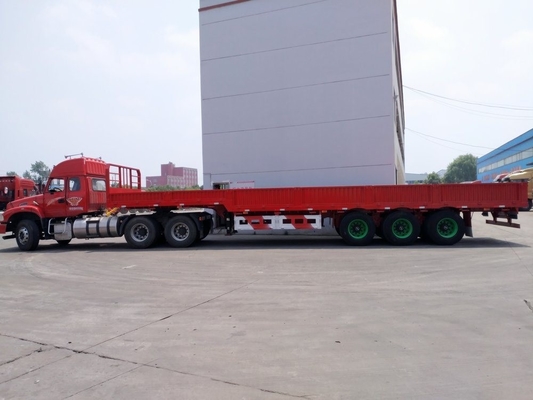 Dreiachsige 600 mm 800 mm Seitenwand Anhänger mit Tare Gewicht ca. 6,7 T Stahlkonstruktion