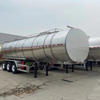 3-Achsen-Öltanker-Nutzfahrzeug mit Aluminium-Tank und 1 PCS Werkzeugbox