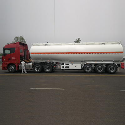 33000 Liter Tankwagen Anhänger Abmessungen Selbstdumping und 1 PCS Werkzeugkasten