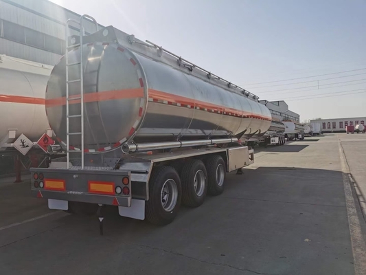 3/4 Achsen Transport Flüssigkeit Diesel Benzin Benzin Öl Trunker Lkw Anhänger Treibstoffbehälter