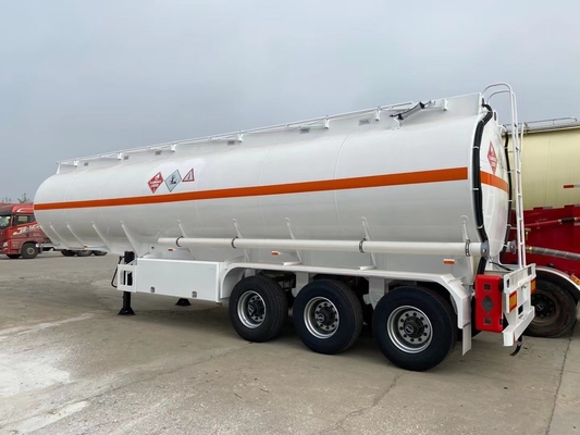 Wasser-Palmöl-Transport 45000-Liter-Tank-Anhänger mit 2 Entladungsschläuchen