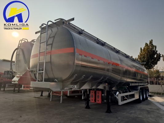 3 Achsen Sinotruk 45000 Liter Feul Tank Semi-Trailer für leichte Effizienz und Leistung