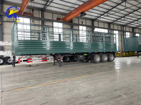 GCC-Zertifizierung Flatbed Semi-Trailer für den Transport Fuwa 3 Achsen 30-100t Zaun