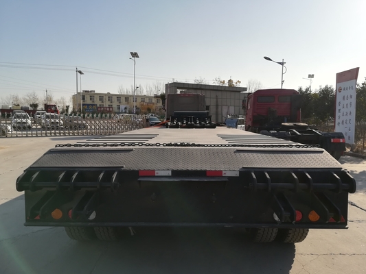 Schwerlastfahrzeug 50 t 60 t Container-Traktor Niederbettanhänger mit Materialien