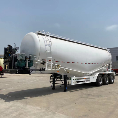 Zwei Stücke 4 kg Feuerlöscher 12 Reifen Nummer 3 Achsen 28 Tonnen Zement Bulker in Tamil Nadu